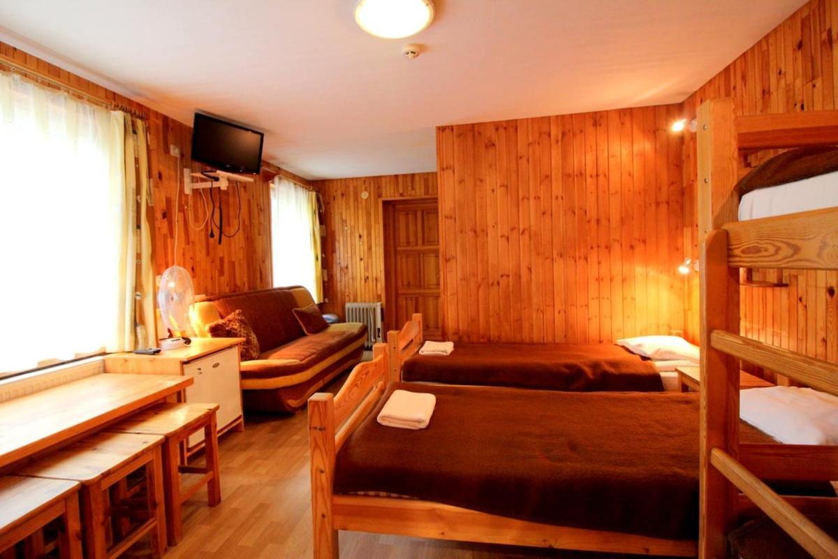 Pie Jana Brala Hotel Liepāja Kültér fotó